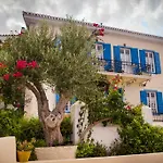 Galaxa Mansion 4* Galaxídhion