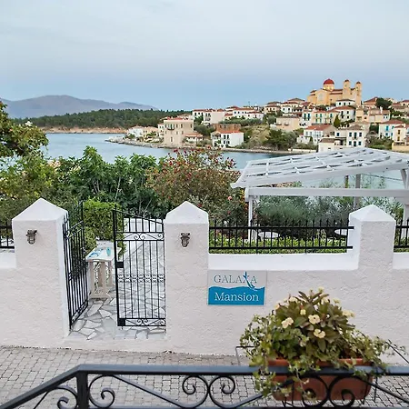 Отель Galaxa Mansion Галаксиди